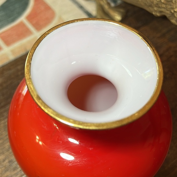 Vintage Asian oriental orange red cased glass with peacock vase - Picture 3 of 11